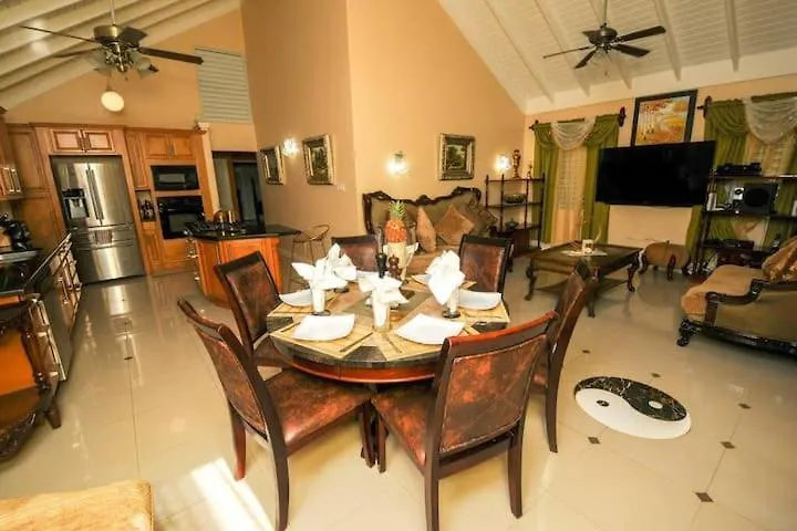 Royalty Villas Saint Annʼs Bay Jamaica