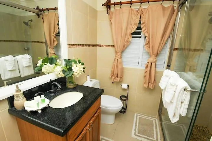 Royalty Villas Saint Annʼs Bay Jamaica